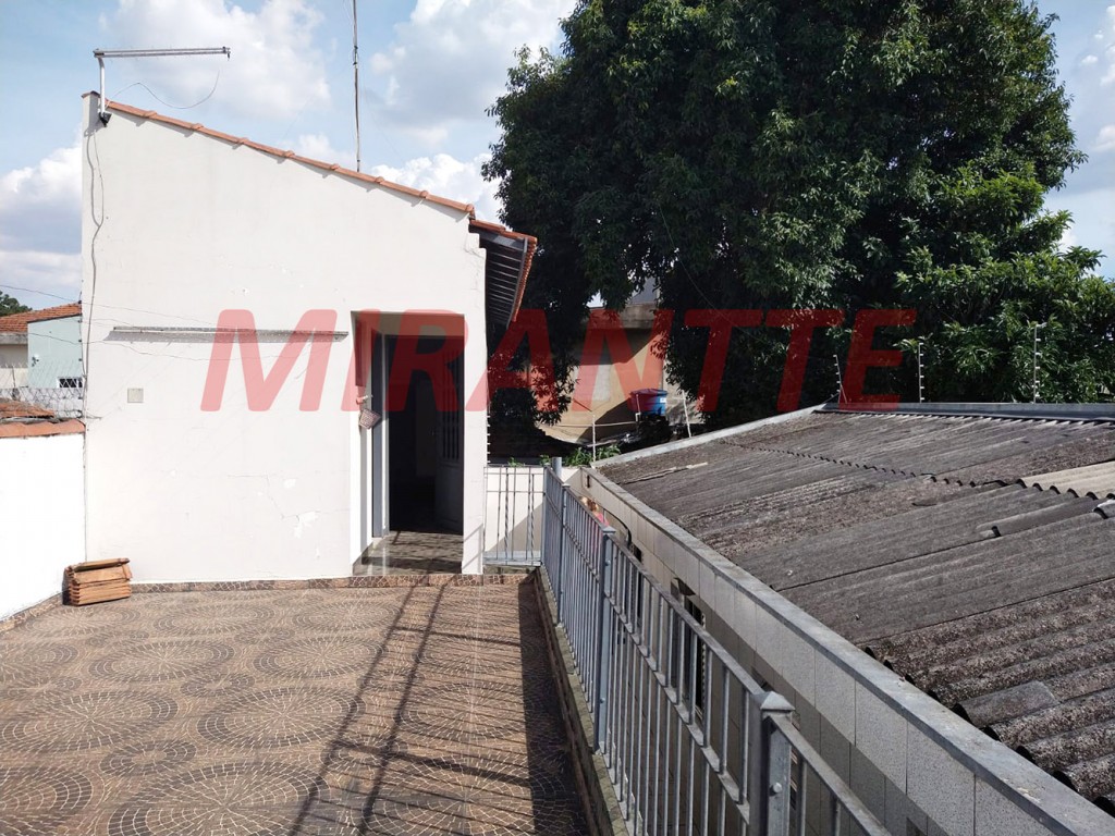 Sobrado de 380m² com 3 quartos em Vila Galvão