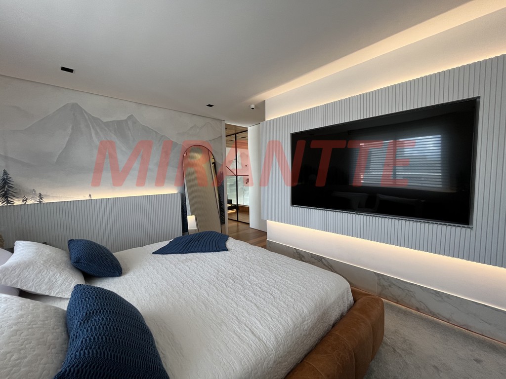Cobertura de 488m² com 5 quartos em Santana