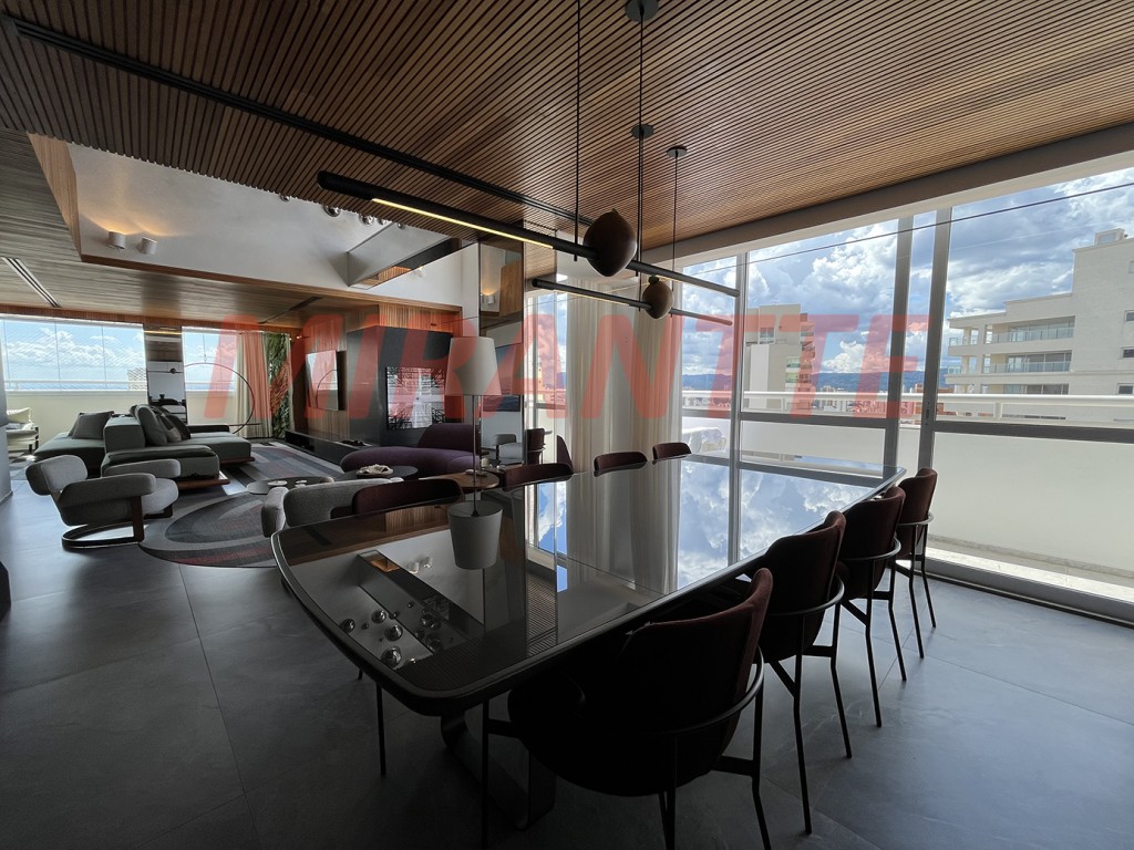 Cobertura de 488m² com 5 quartos em Santana