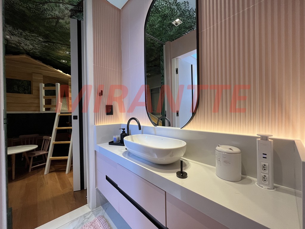 Cobertura de 488m² com 5 quartos em Santana
