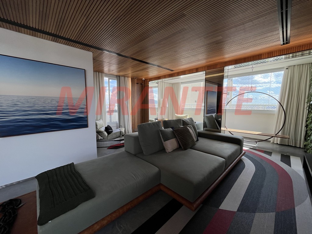 Cobertura de 488m² com 5 quartos em Santana