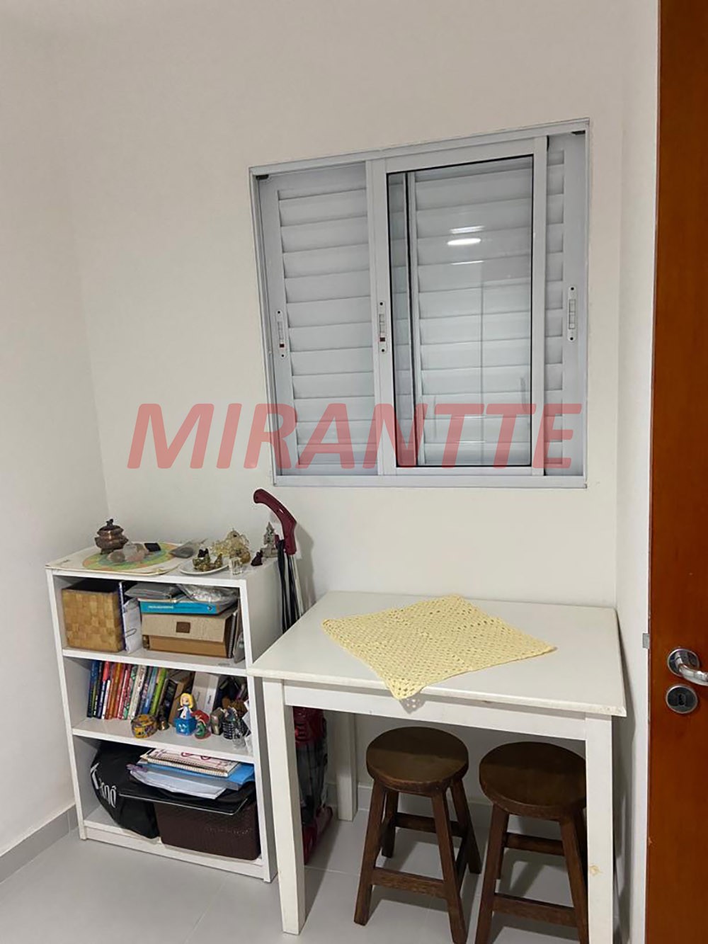 Apartamento com 2 quartos em Vila Mazzei