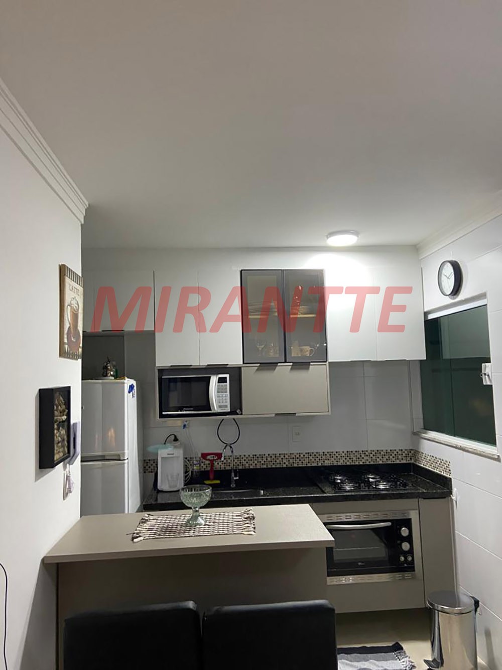 Apartamento com 2 quartos em Vila Mazzei