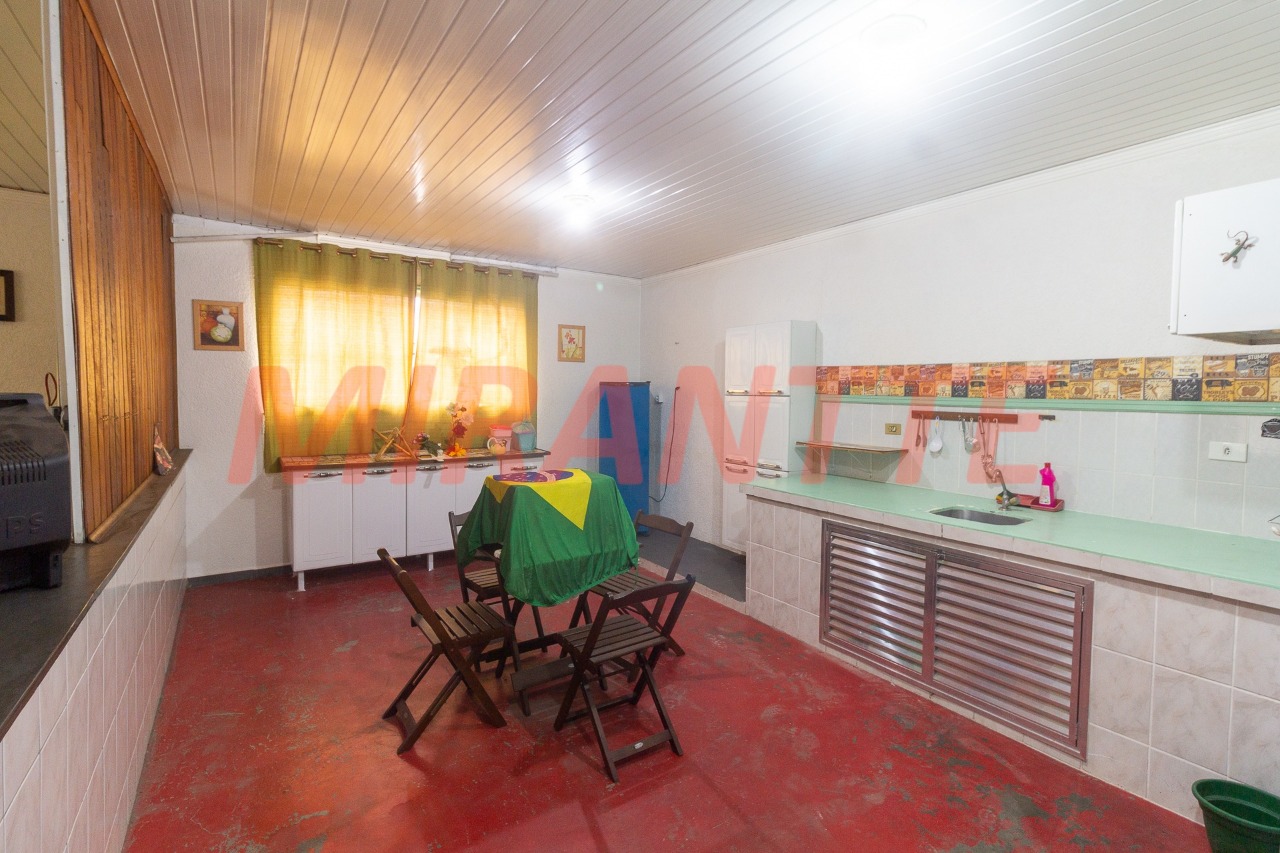 Comercial de 480m² em Vila Nelson