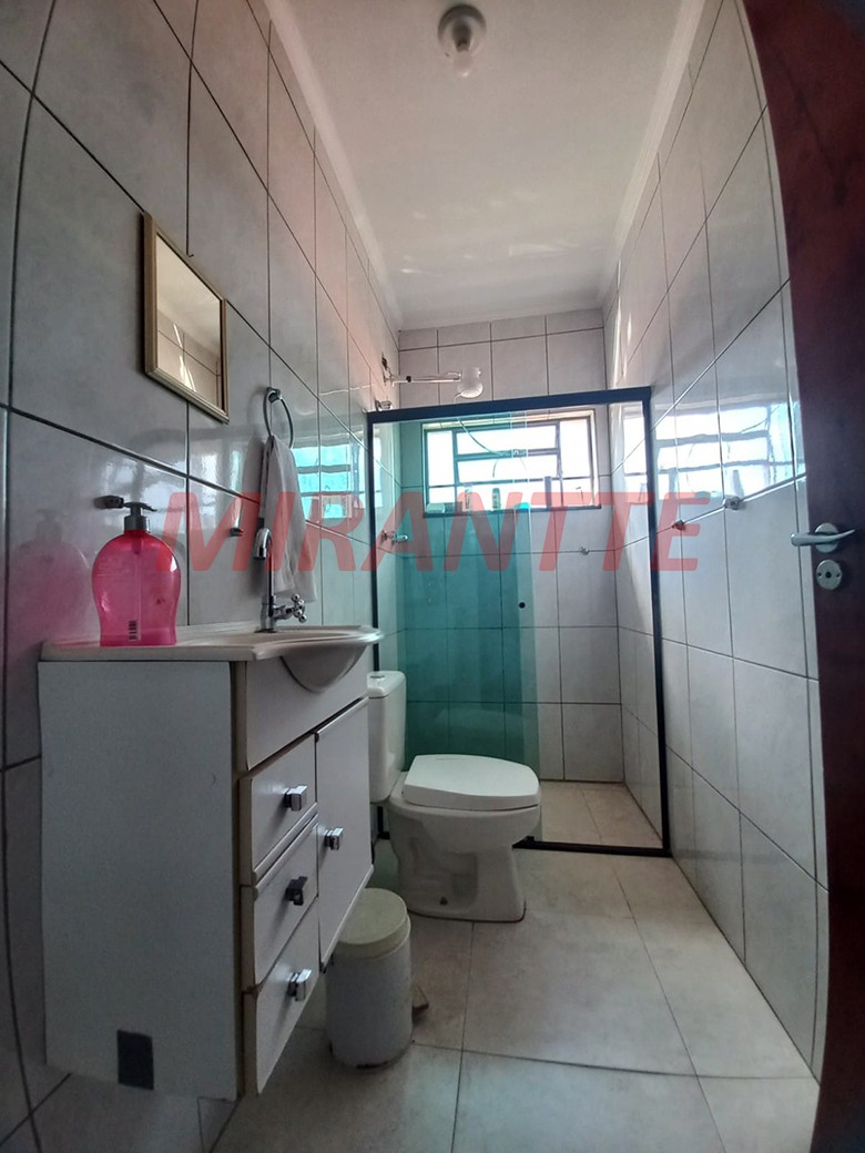 Casa terrea de 184m² com 3 quartos em Vila Nivi
