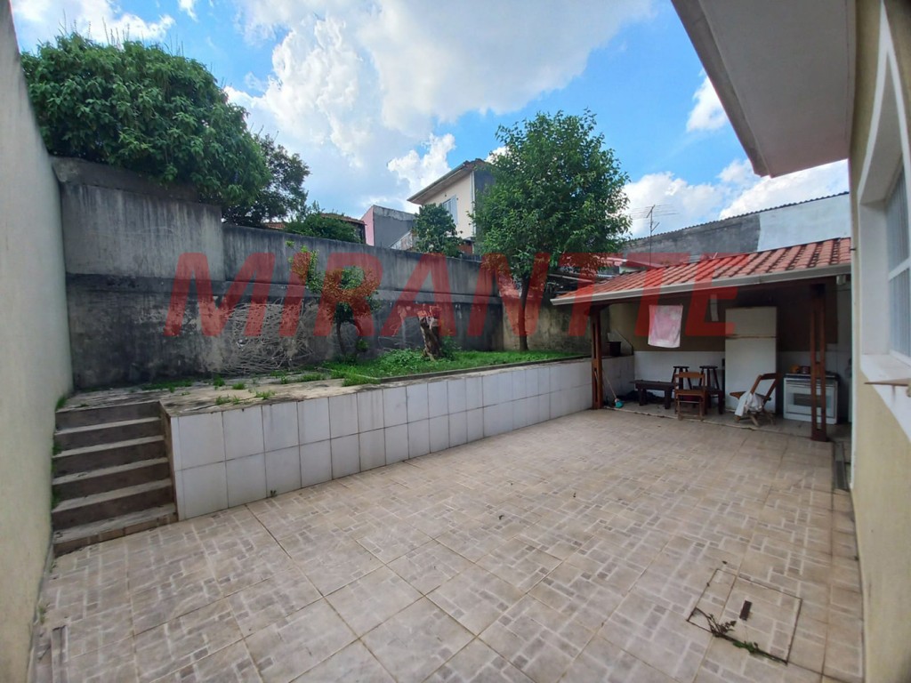 Casa terrea de 184m² com 3 quartos em Vila Nivi