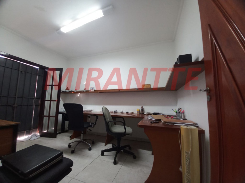 Casa terrea de 184m² com 3 quartos em Vila Nivi