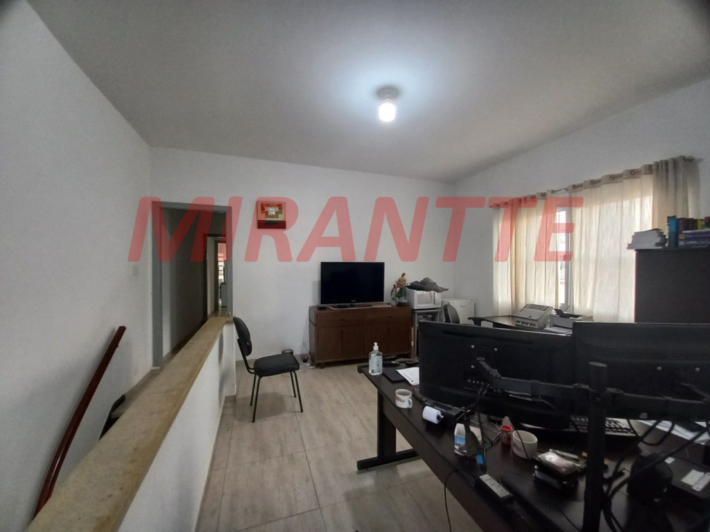 Casa terrea de 184m² com 3 quartos em Vila Nivi