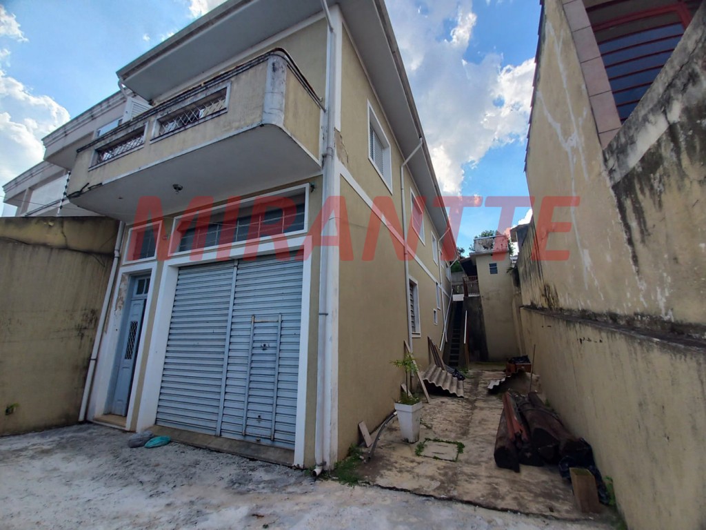 Casa terrea de 184m² com 3 quartos em Vila Nivi