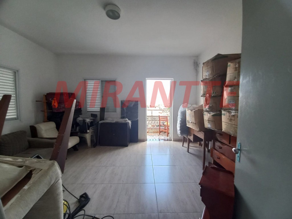 Casa terrea de 184m² com 3 quartos em Vila Nivi
