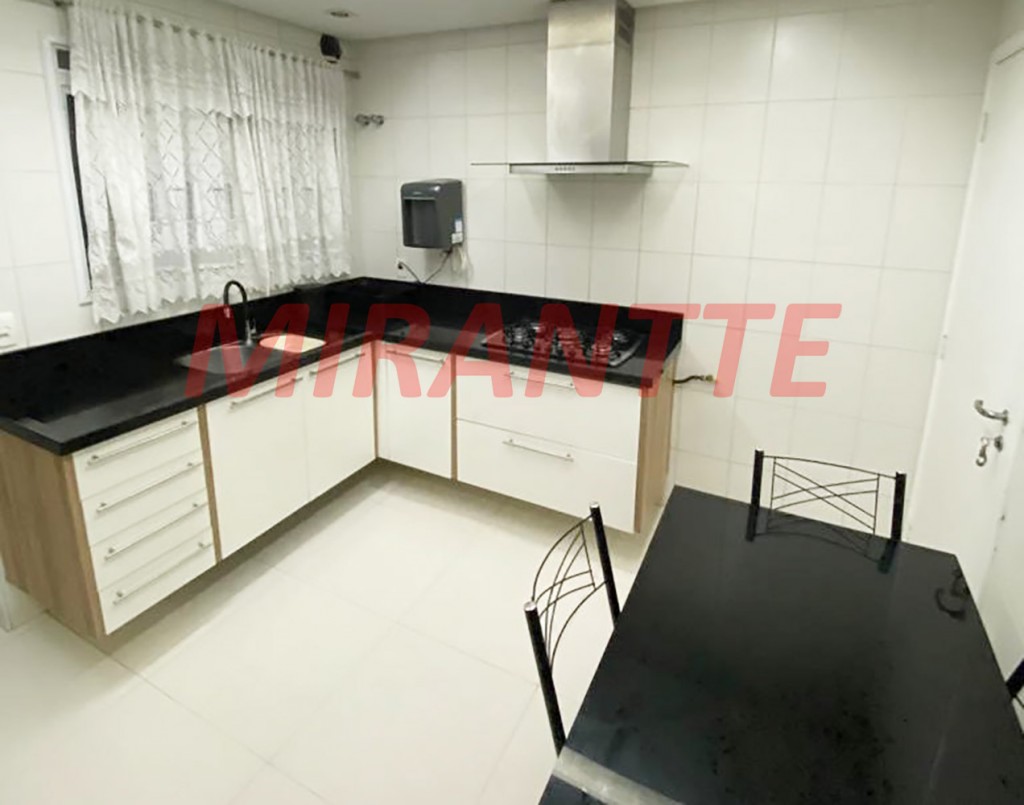 Apartamento com 3 quartos em Jardim Zaira