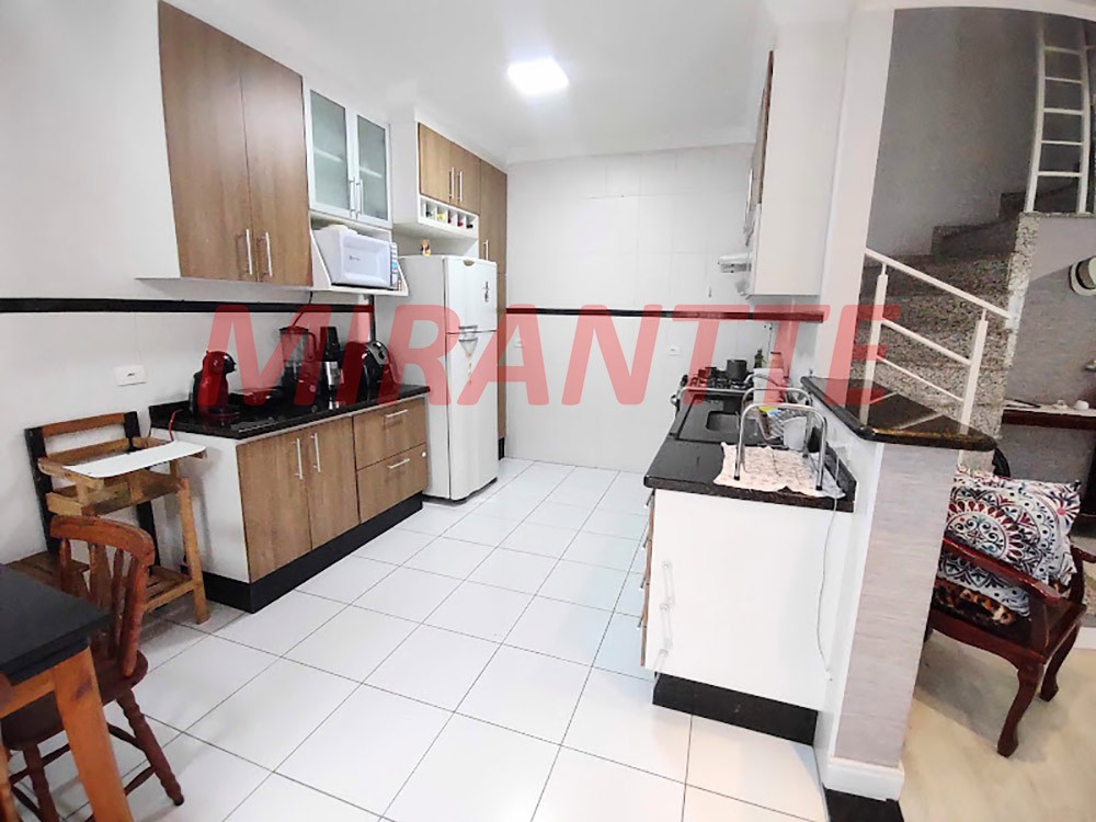Sobrado de 122m² com 2 quartos em Parada Inglesa