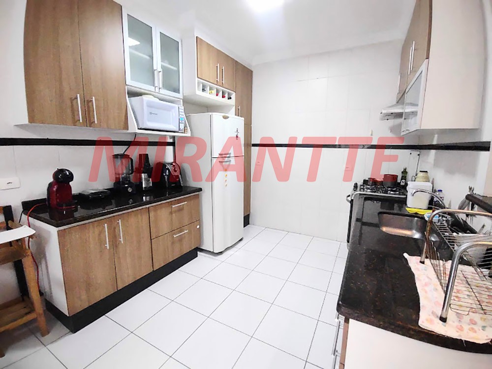 Sobrado de 122m² com 2 quartos em Parada Inglesa
