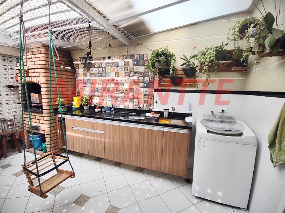 Sobrado de 122m² com 2 quartos em Parada Inglesa