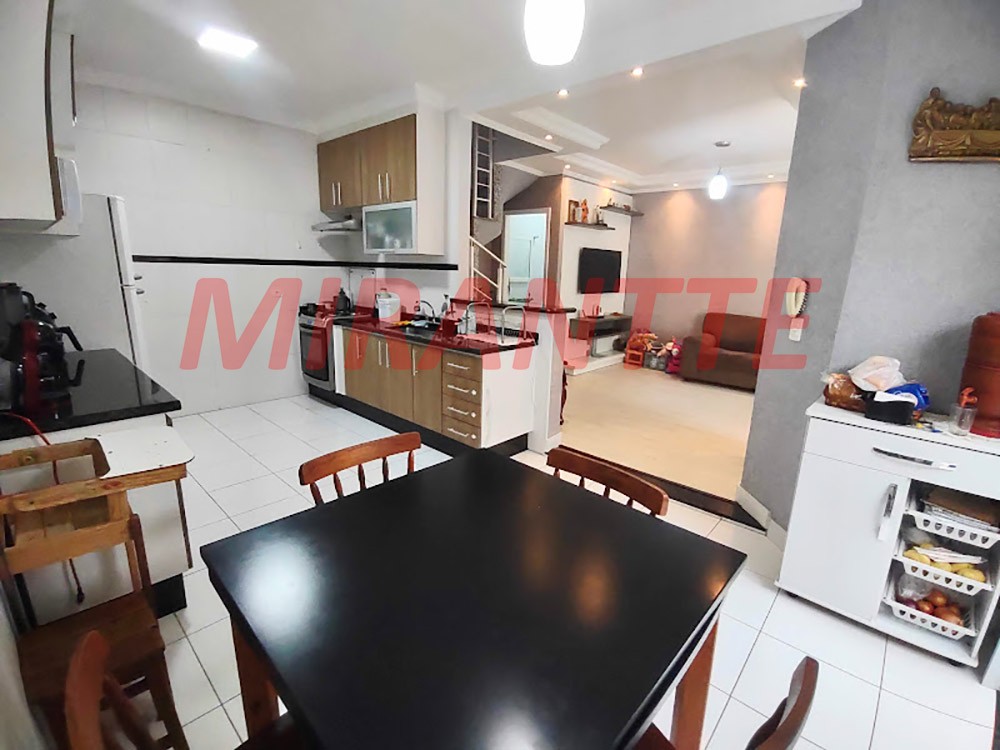 Sobrado de 122m² com 2 quartos em Parada Inglesa