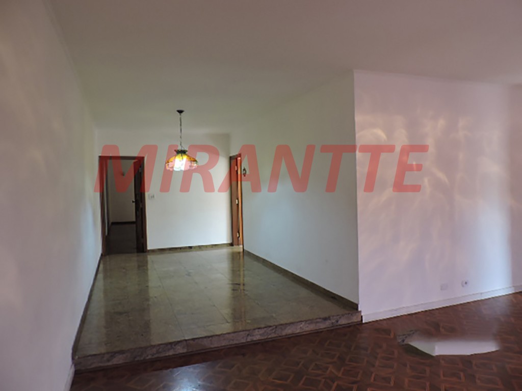 Sobrado de 190m² com 3 quartos em Parada Inglesa