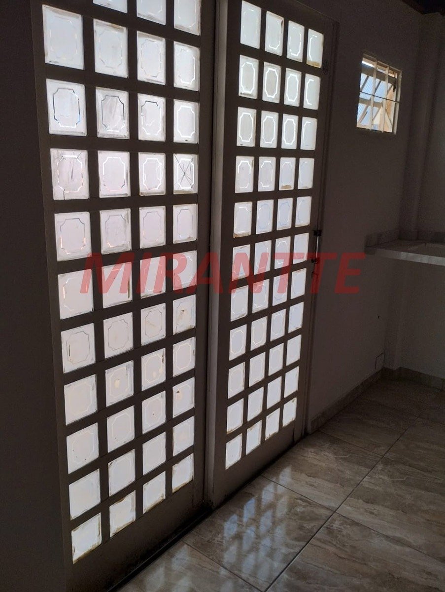 Sobrado de 185m² com 5 quartos em Jardim Tremembé