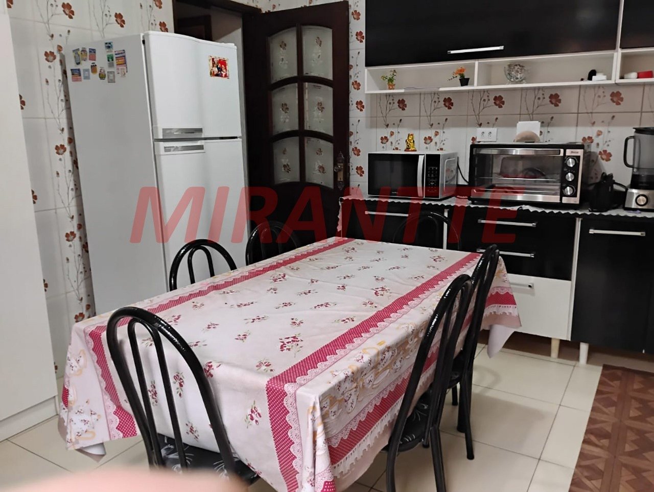 Sobrado de 185m² com 5 quartos em Jardim Tremembé