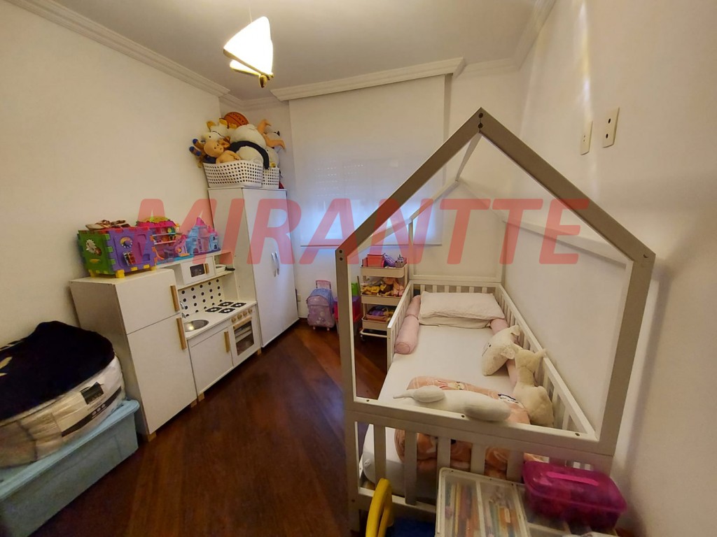 Apartamento de 97m² com 3 quartos em Água Fria