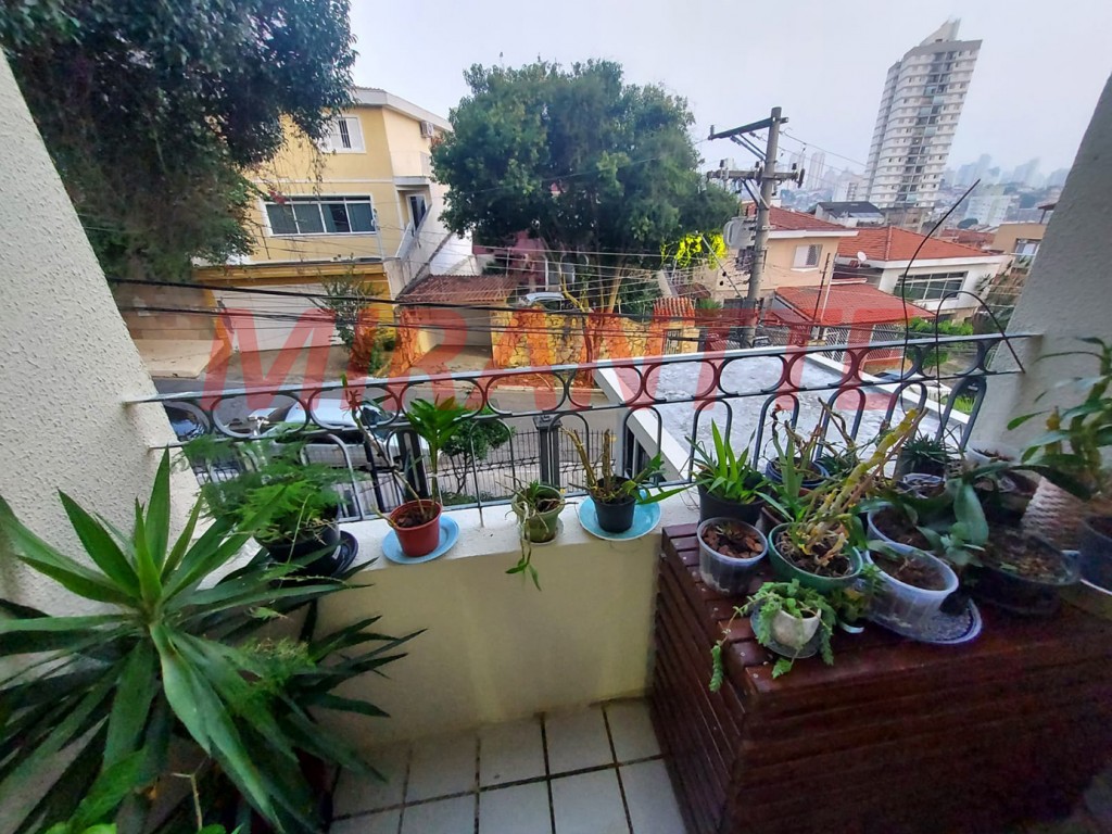 Apartamento de 97m² com 3 quartos em Água Fria