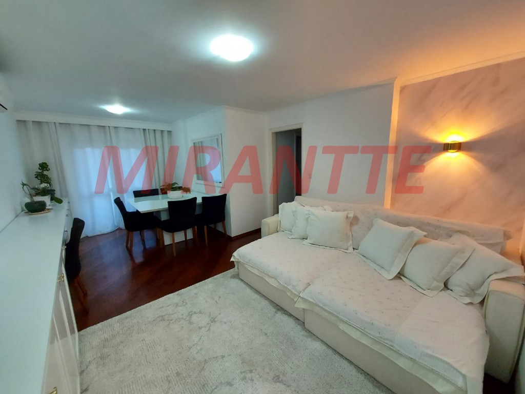 Apartamento de 97m² com 3 quartos em Água Fria