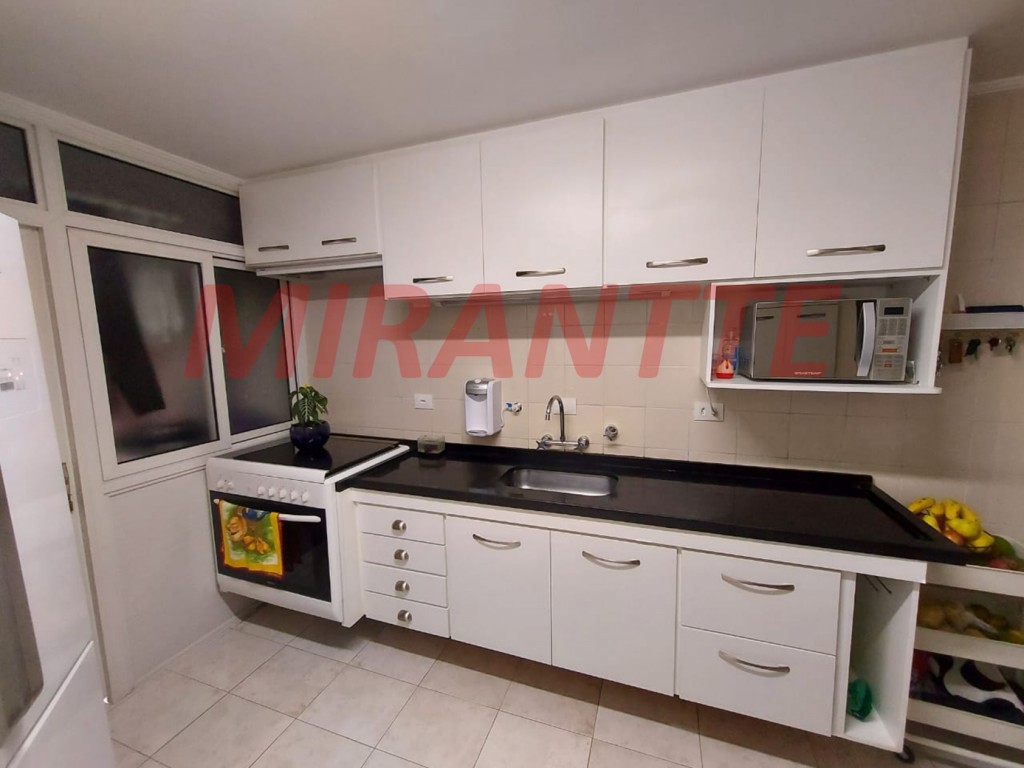 Apartamento de 97m² com 3 quartos em Água Fria