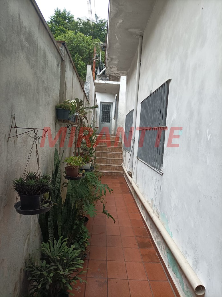 Casa terrea de 236m² com 2 quartos em Imirim