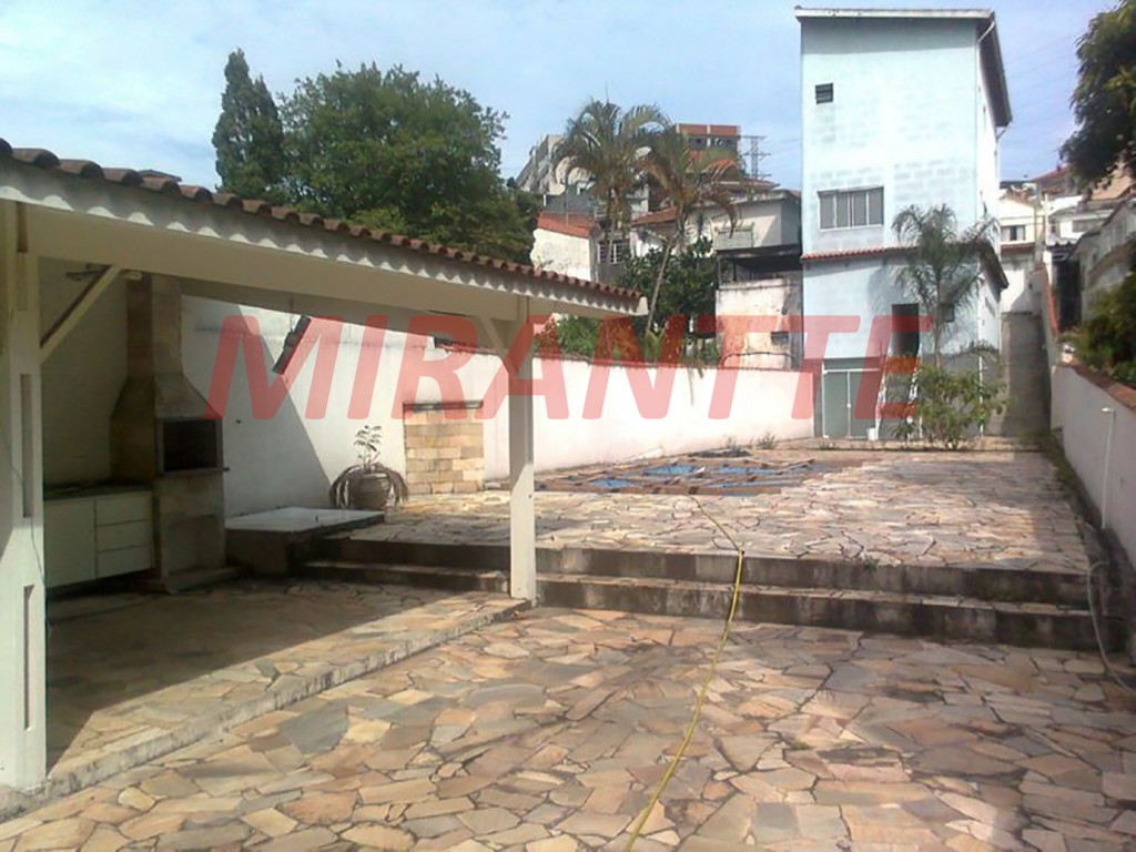 Terreno de 1.395m² em Vila Baruel