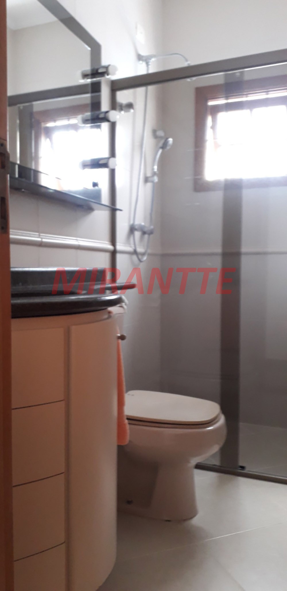 Sobrado de 169m² com 3 quartos em Lauzane Paulista