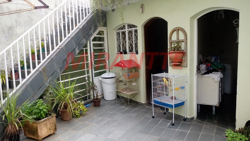 Sobrado de 162m² com 3 quartos em Vila Mazzei