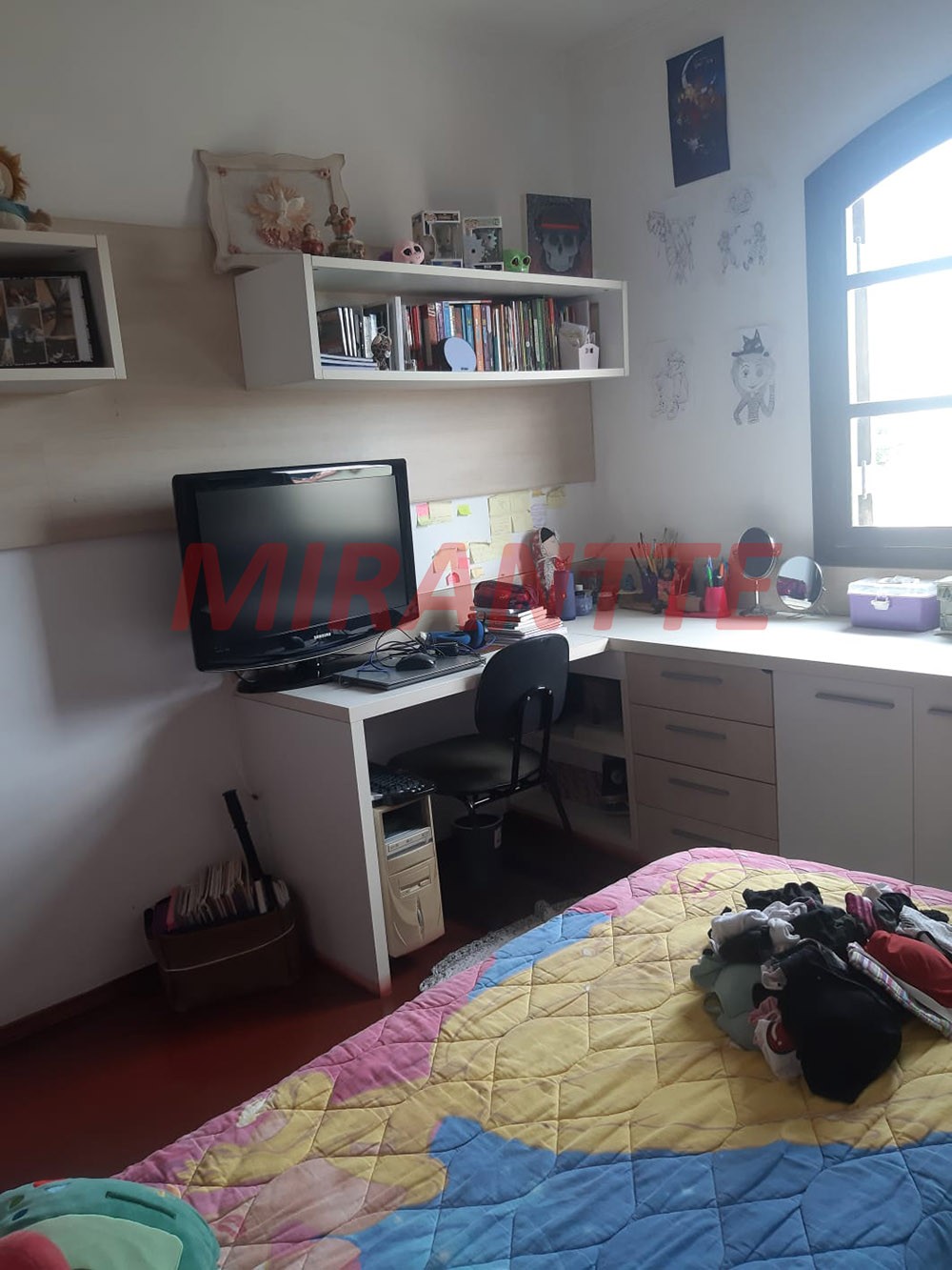 Sobrado de 162m² com 3 quartos em Vila Mazzei