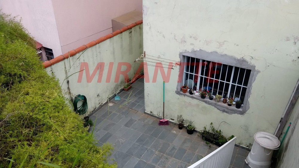 Sobrado de 162m² com 3 quartos em Vila Mazzei