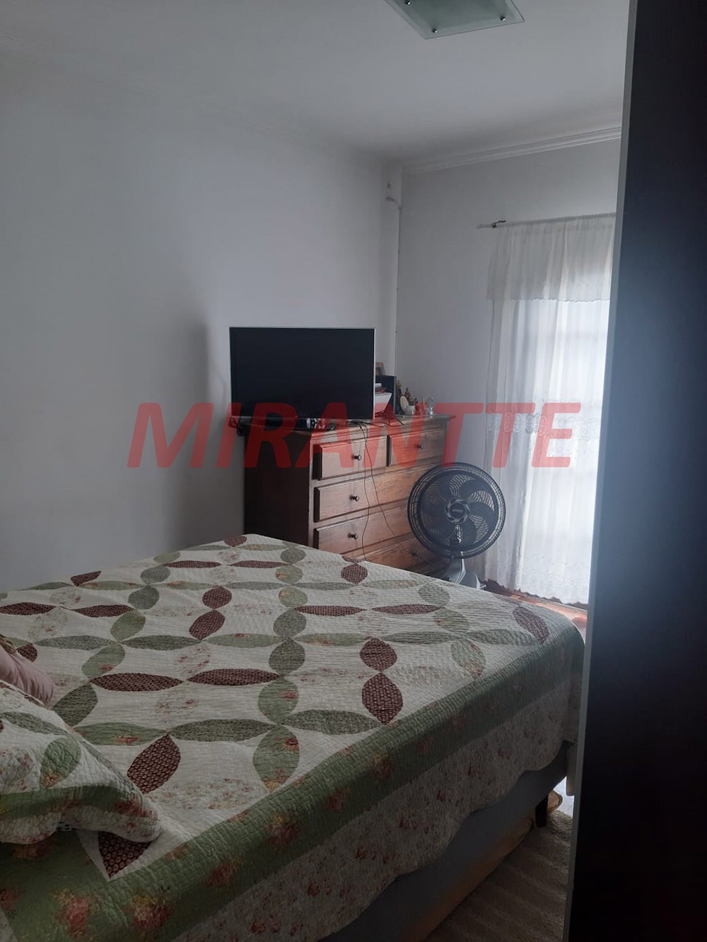 Sobrado de 162m² com 3 quartos em Vila Mazzei