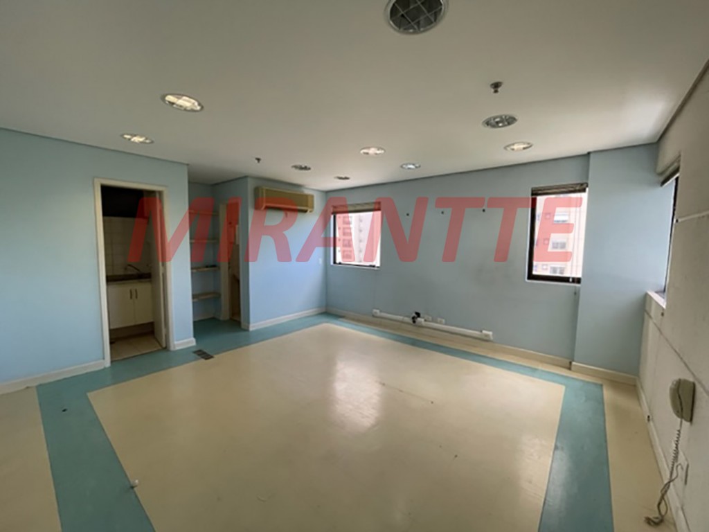 Conjunto comercial de 30m² em Santana