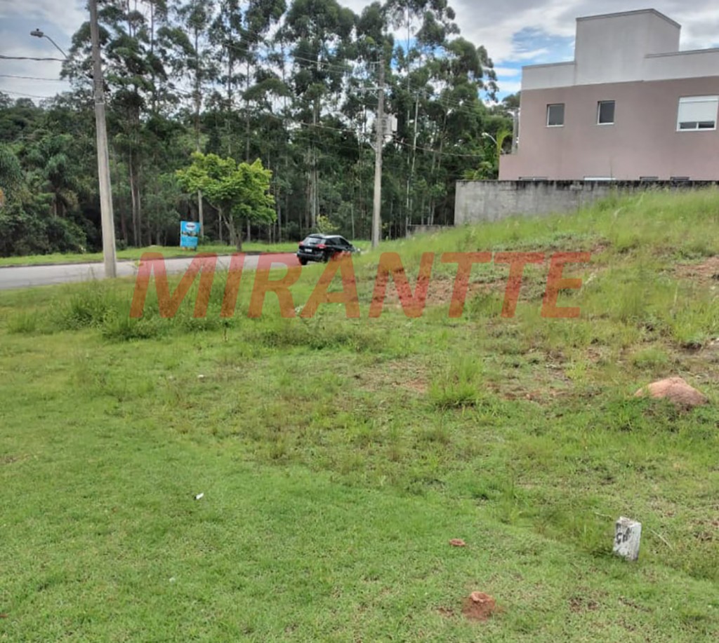 Terreno de 531m² em Taboleiro Verde