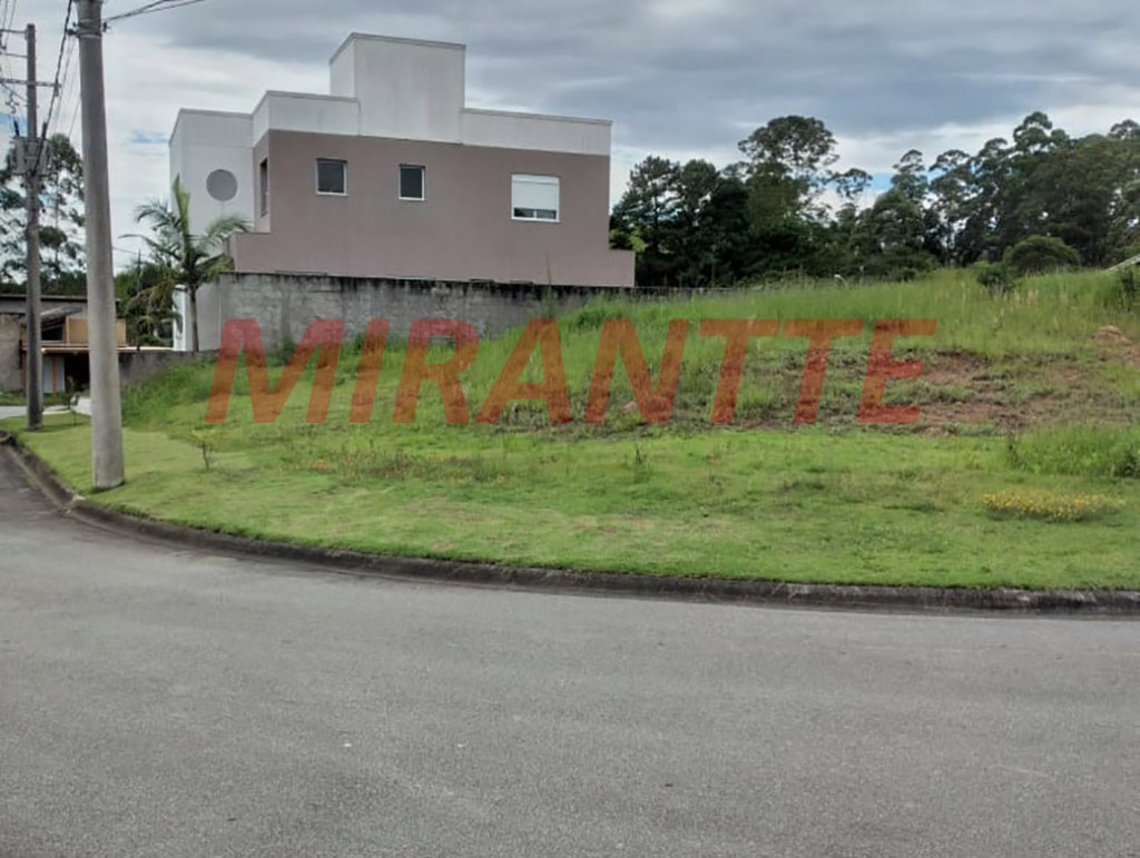 Terreno de 531m² em Taboleiro Verde