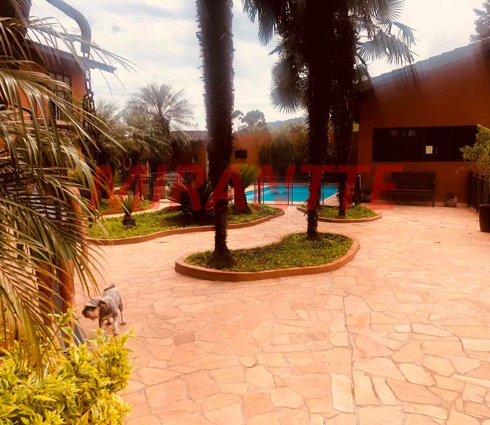Sobrado de 750m² com 4 quartos em Serra Da Cantareira