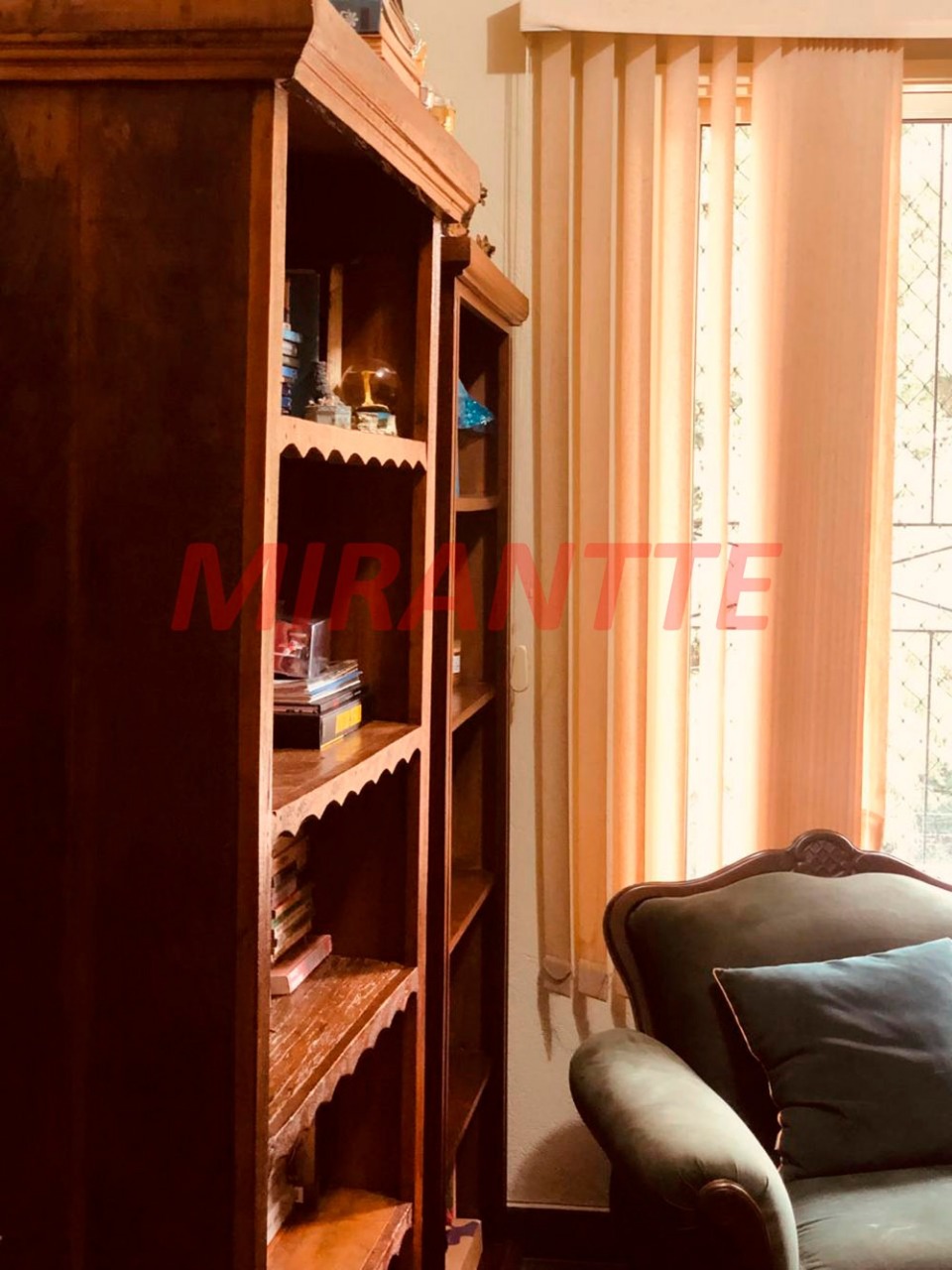 Sobrado de 750m² com 4 quartos em Serra Da Cantareira