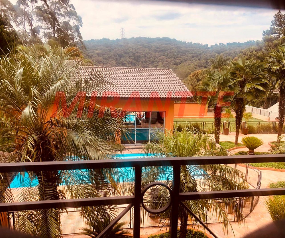 Sobrado de 750m² com 4 quartos em Serra Da Cantareira