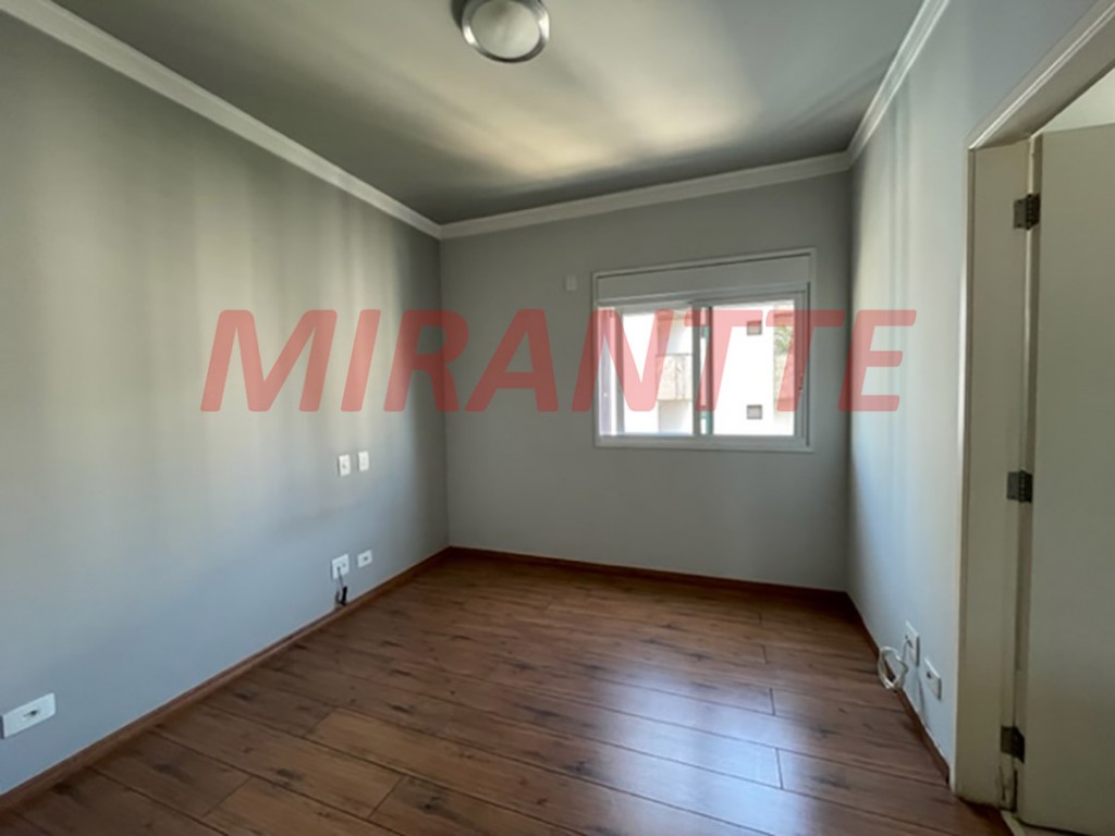 Apartamento de 227m² com 3 quartos em Santana