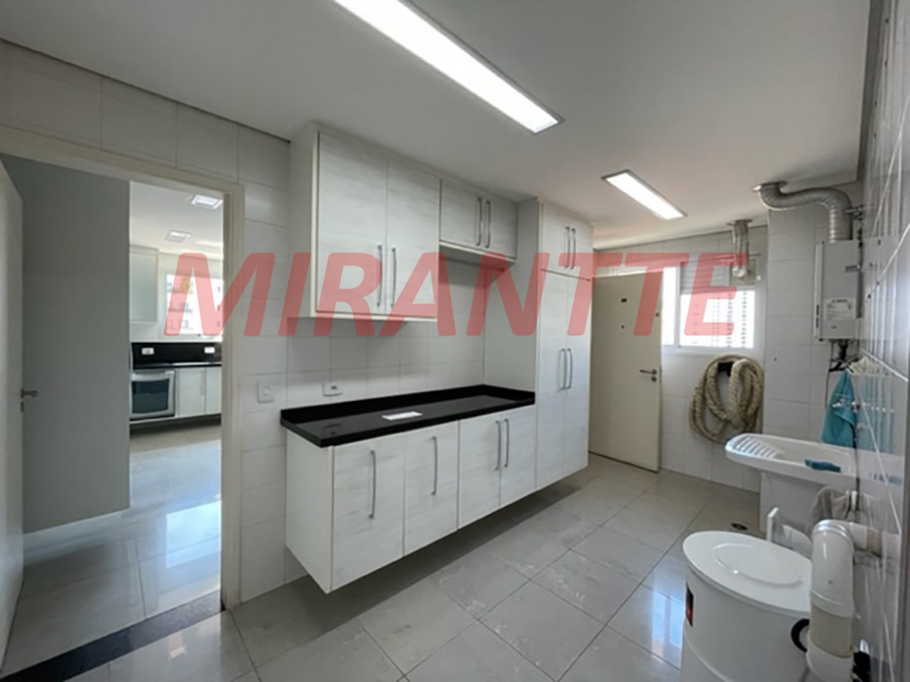 Apartamento de 227m² com 3 quartos em Santana