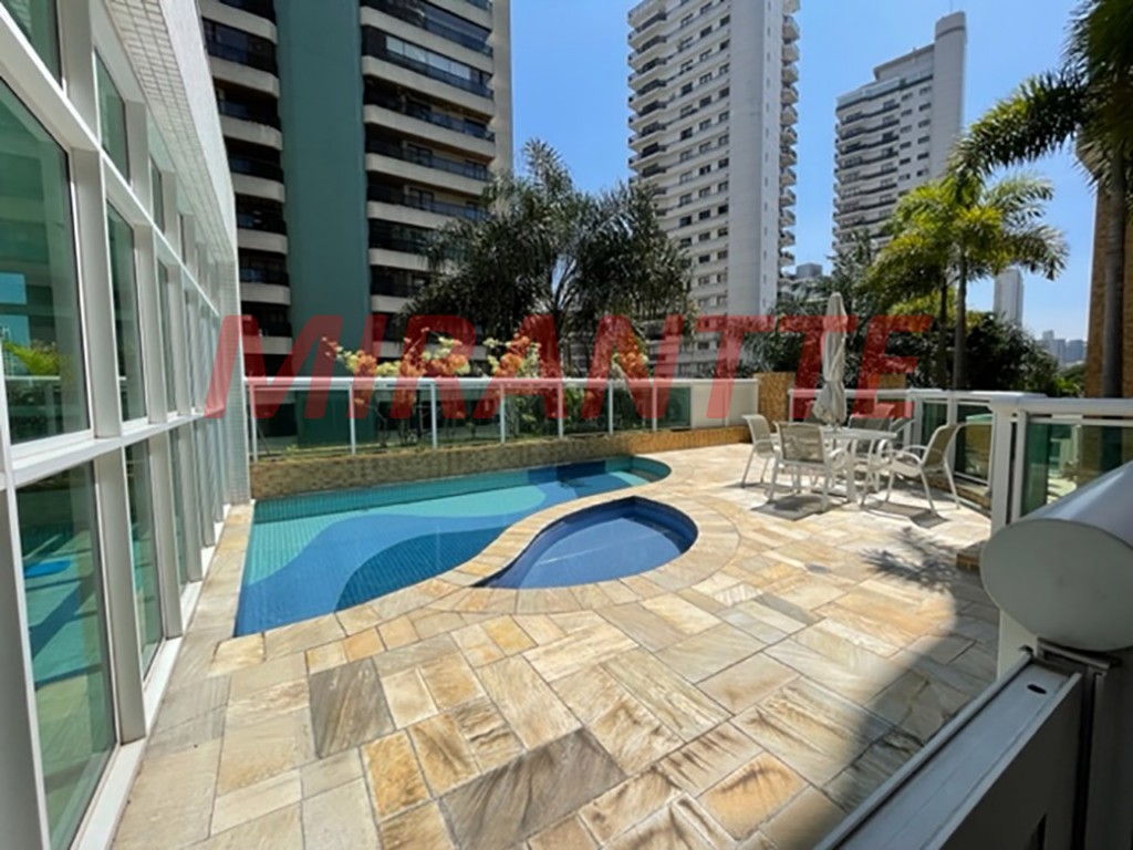 Apartamento de 227m² com 3 quartos em Santana