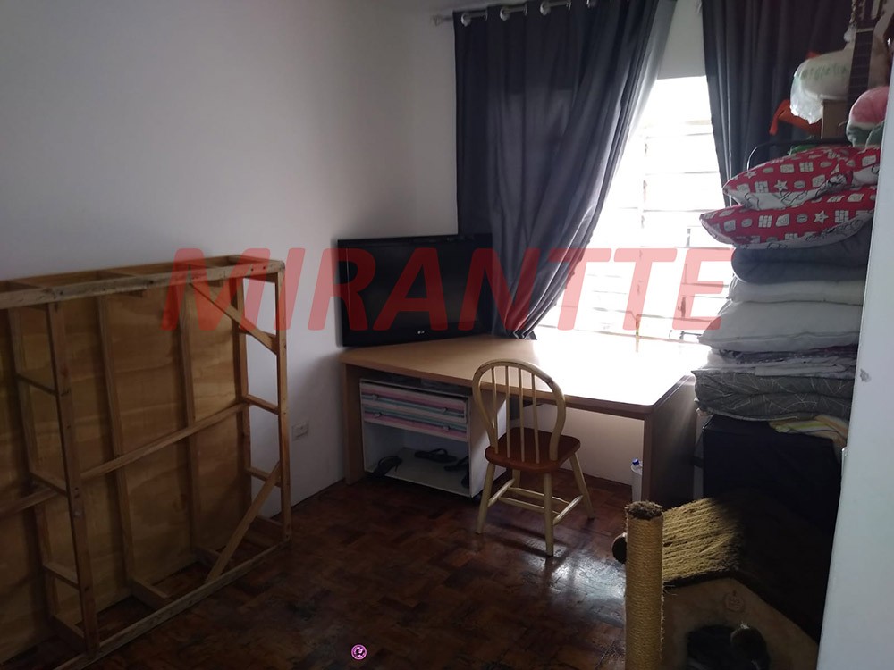 Sobrado de 198m² com 4 quartos em Tremembe