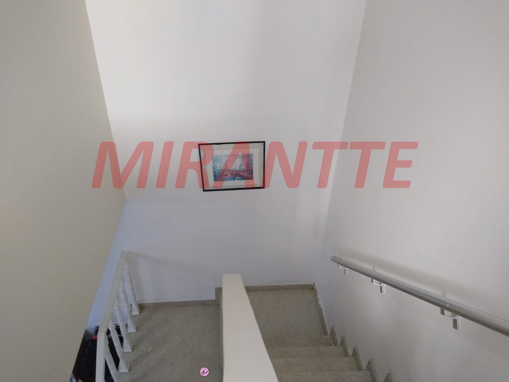 Sobrado de 198m² com 4 quartos em Tremembe