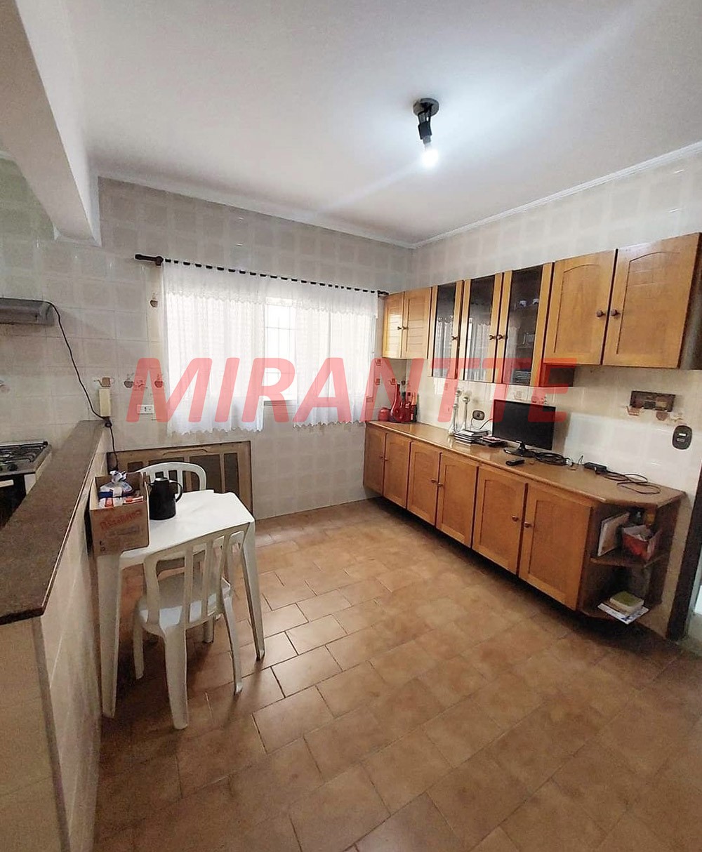 Sobrado de 92m² com 2 quartos em Furnas