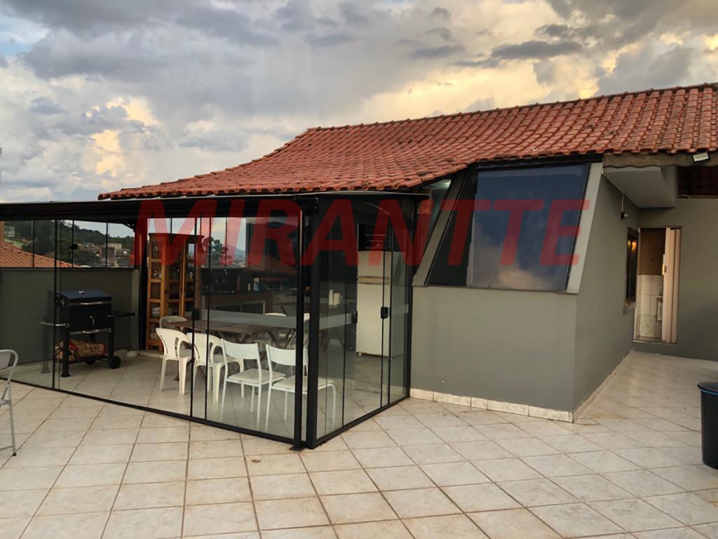 Sobrado de 260m² com 3 quartos em Tremembe
