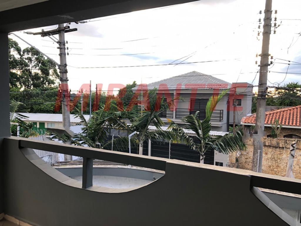 Sobrado de 260m² com 3 quartos em Tremembe