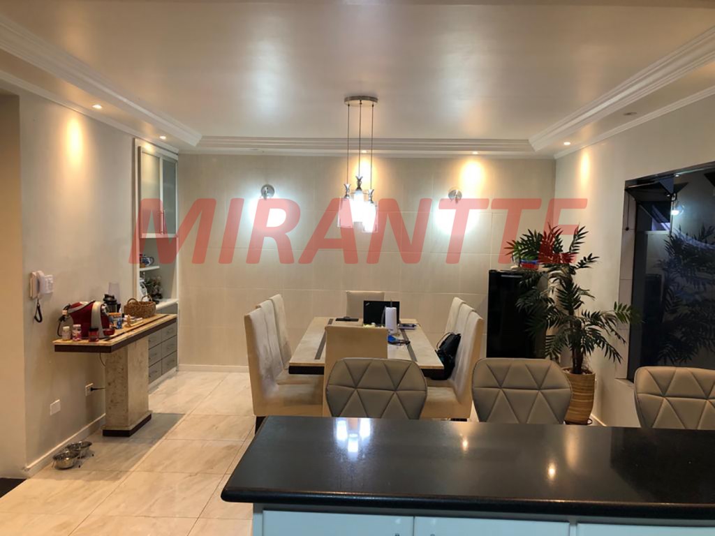 Sobrado de 260m² com 3 quartos em Tremembe
