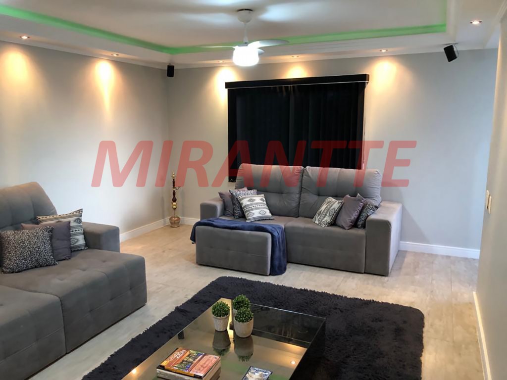 Sobrado de 260m² com 3 quartos em Tremembe