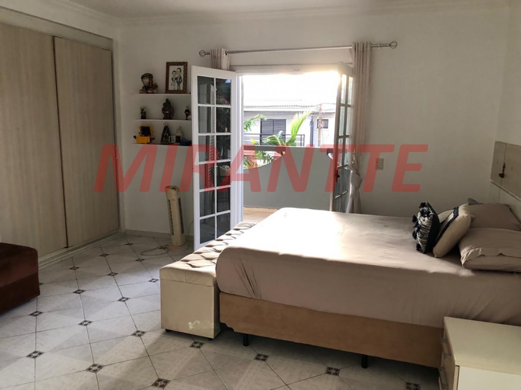 Sobrado de 260m² com 3 quartos em Tremembe